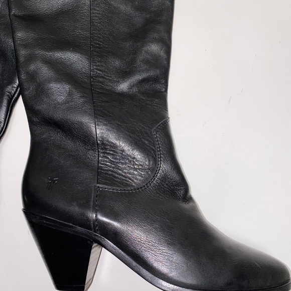 NEW. FRYE Leather Boots Size 6B (sample) - Picture 4 of 8